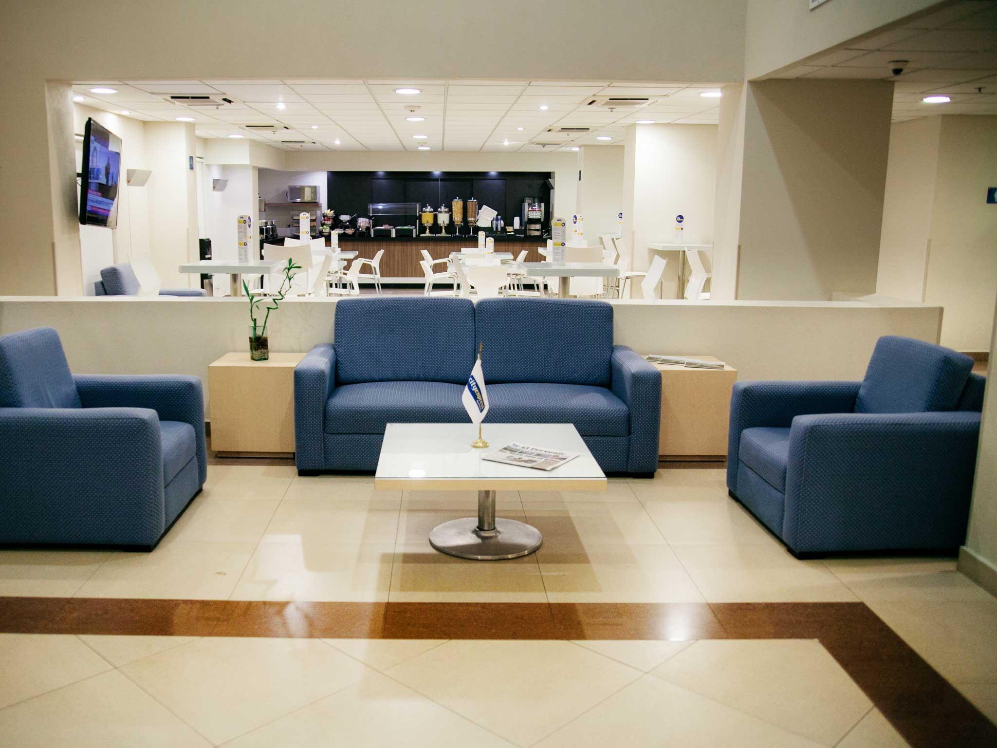 City Express By Marriott Monterrey Aeropuerto Apodaca Exterior photo